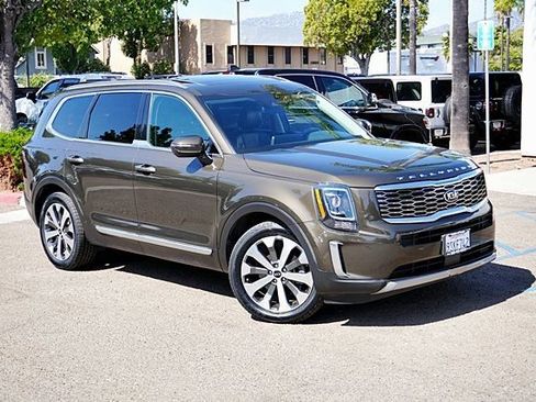 Used 2021 Kia Telluride S FWD image 3