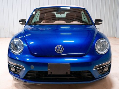 Used 2013 Volkswagen Beetle 2.0T image 12