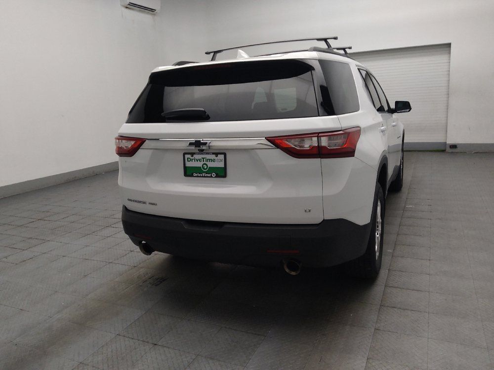 Used 2020 Chevrolet Traverse LT w/ Driver Confidence II Package AWD/4WD image 9