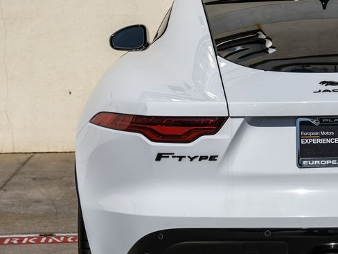 Used 2021 Jaguar F-TYPE P300 image 40