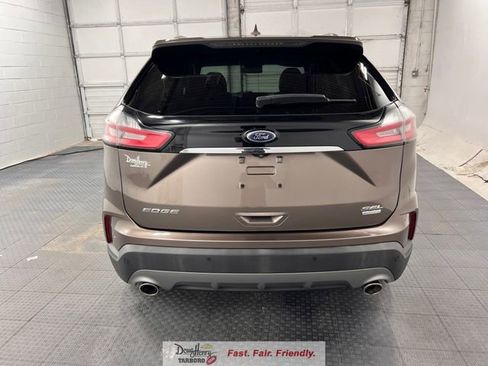 Used 2019 Ford Edge SEL w/ Equipment Group 201A FWD image 8