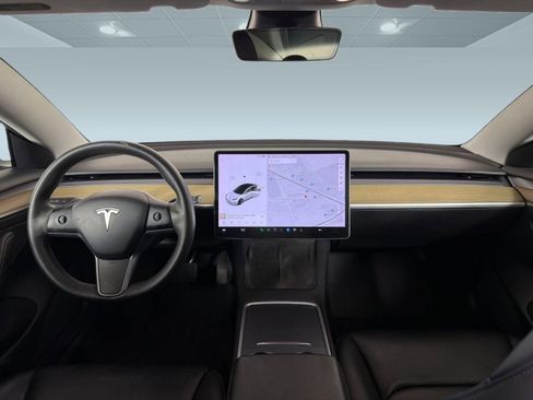 Used 2021 Tesla Model 3 Standard Range Plus image 15