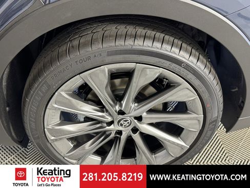 New 2026 Toyota Crown Limited image 15