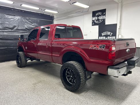 Used 2014 Ford F250 Lariat w/ Lariat Ultimate Package image 4