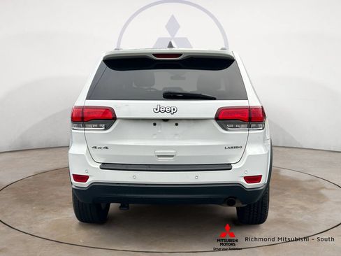 Used 2021 Jeep Grand Cherokee Laredo AWD/4WD image 4