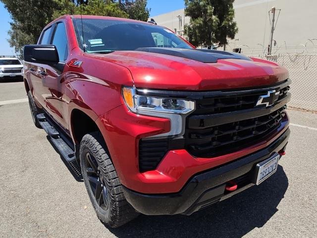 Used 2023 Chevrolet Silverado 1500 LT Trail Boss w/ Protection Package AWD/4WD image 1