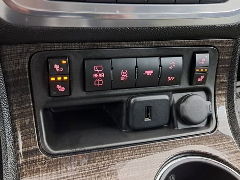 Used 2017 GMC Acadia Limited SLT image 20