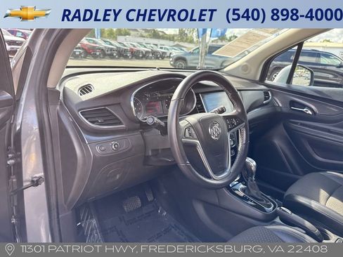 Used 2020 Buick Encore Preferred image 13