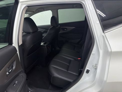 Used 2024 Nissan Murano SV w/ SV Midnight Edition Package FWD image 21
