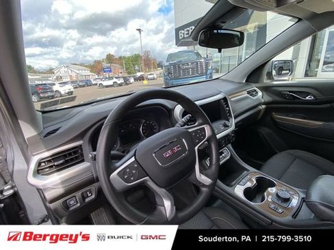 Certified 2023 GMC Acadia SLE w/ Driver Convenience Package image 11