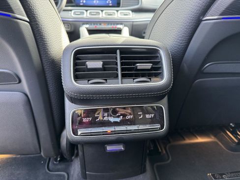 Certified 2024 Mercedes-Benz GLS 580 4MATIC image 17