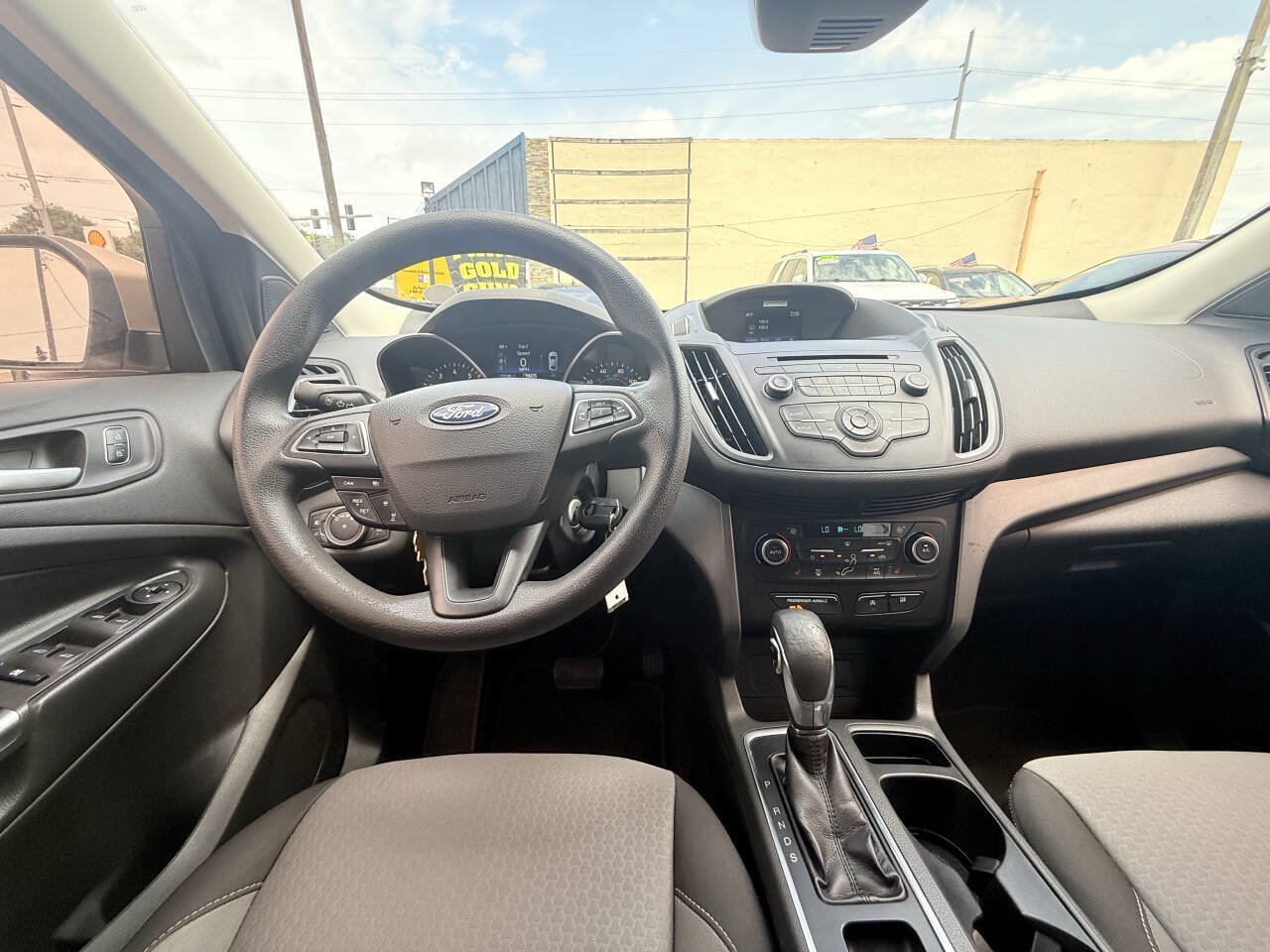 Used 2018 Ford Escape SE w/ Ford Safe & Smart Package AWD/4WD image 21