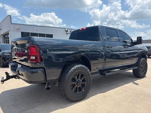 Used 2026 RAM 2500 Tradesman AWD/4WD image 3