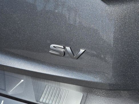 Used 2024 Nissan Rogue SV w/ SV Premium Package FWD image 36