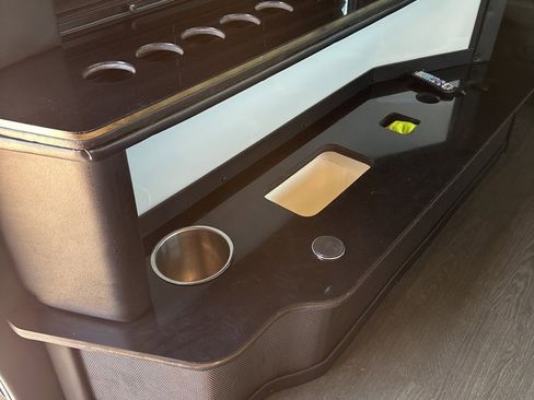 Used 2016 Mercedes-Benz Sprinter 3500 image 32