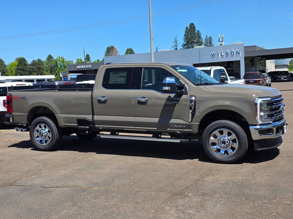 New 2026 Ford F350 Lariat w/ Chrome Package AWD/4WD image 3