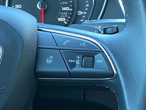 Used 2023 Audi Q5 2.0T Premium w/ Convenience Package image 7