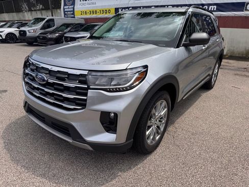 Used 2025 Ford Explorer Active w/ Active Comfort Package AWD/4WD image 1