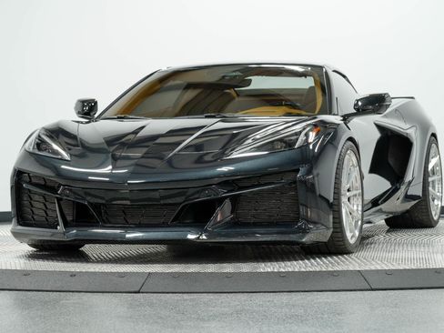 Used 2024 Chevrolet Corvette Z06 RWD image 75