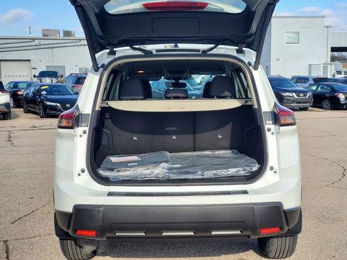 New 2026 Nissan Rogue SV w/ Cold Weather Package image 8