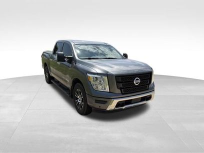 Used 2020 Nissan Titan SV w/ SV Convenience Package