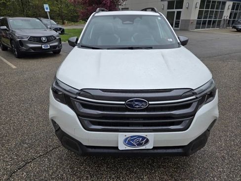 Used 2025 Subaru Forester Limited AWD/4WD image 8