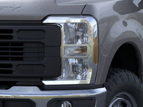 New 2026 Ford F350 XL w/ XL Off-Road Package image 18
