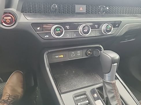 Used 2025 Honda CR-V Sport image 16