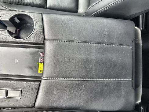 Used 2024 Lexus LX 600 600 Premium w/ Appearance Package image 29