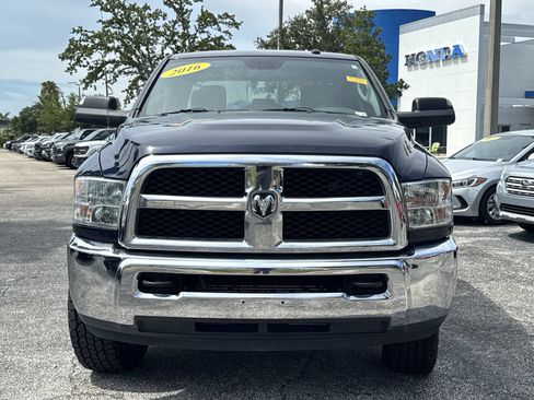 Used 2016 RAM 3500 Tradesman w/ Chrome Appearance Group AWD/4WD image 4