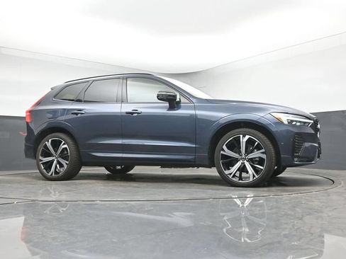 Used 2023 Volvo XC60 B5 Ultimate w/ Climate Package AWD/4WD image 10