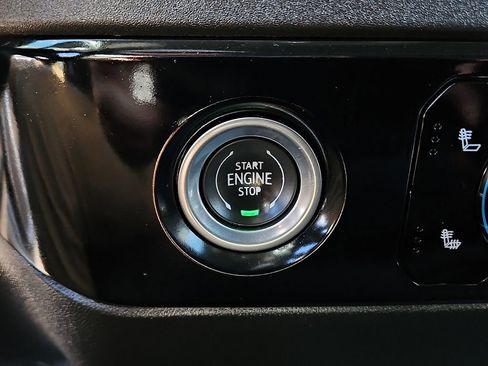 Used 2023 GMC Sierra 1500 SLE image 19