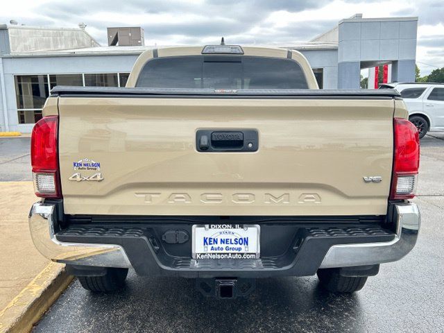 Used 2019 Toyota Tacoma SR5 AWD/4WD image 10