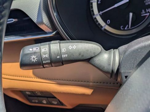 Used 2022 Toyota Highlander Platinum image 30