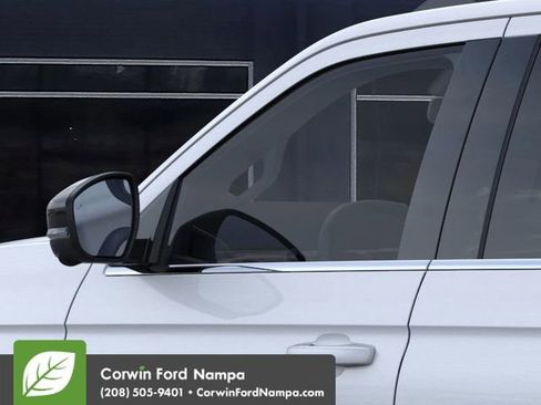 New 2026 Ford Expedition Active image 20