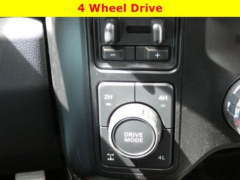 Used 2024 Ford F250 Lariat w/ Lariat Ultimate Package image 24