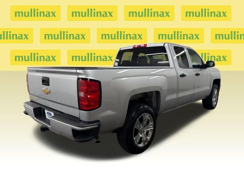 Used 2018 Chevrolet Silverado 1500 Custom w/ Texas Edition RWD image 4