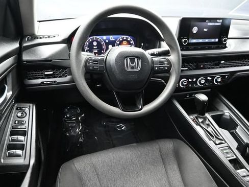 Used 2023 Honda Accord EX image 16