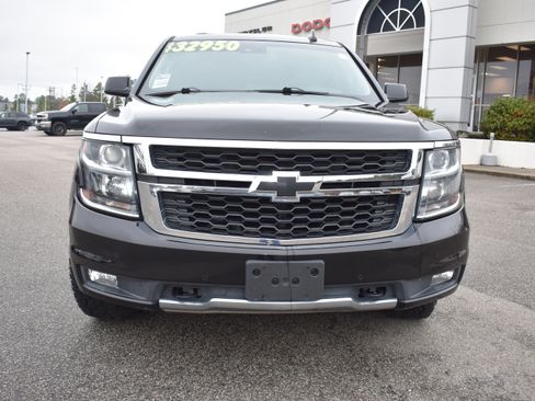 Used 2019 Chevrolet Tahoe LT image 4