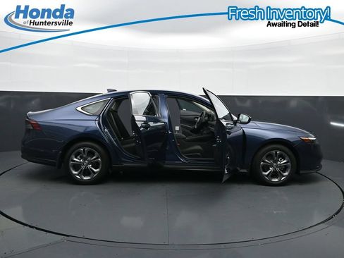 Used 2023 Honda Accord EX image 41