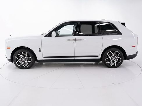 Used 2024 Rolls-Royce Cullinan Black Badge w/ Driver's Package AWD/4WD image 2