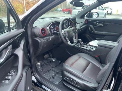 Used 2025 Chevrolet Blazer RS image 7