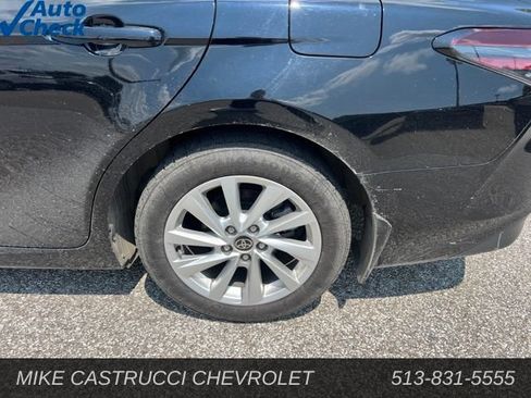 Used 2023 Toyota Camry LE FWD image 5