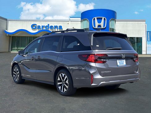 New 2026 Honda Odyssey EX-L image 4
