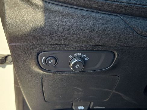 Used 2024 Buick Encore GX Preferred w/ Comfort Package FWD image 15
