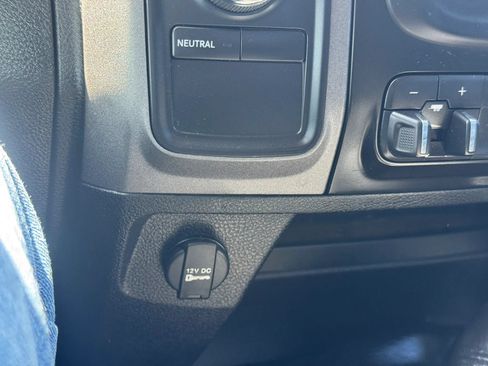 Used 2018 RAM 2500 Tradesman w/ Popular Equipment Group AWD/4WD image 40