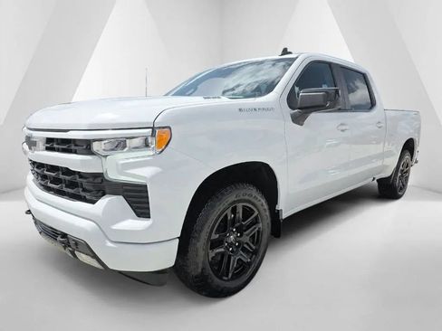 Used 2023 Chevrolet Silverado 1500 RST w/ Protection Package AWD/4WD image 3