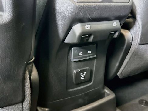 Used 2026 Jeep Wrangler Unlimited Rubicon w/ Safety Group AWD/4WD image 28