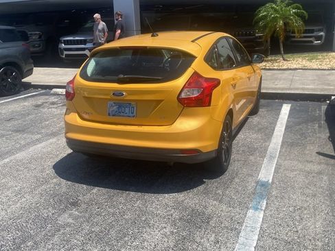 Used 2012 Ford Focus SE FWD image 16