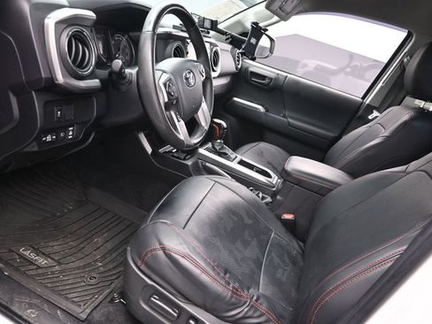 Used 2023 Toyota Tacoma 4x4 Double Cab w/ Trail Edition image 17